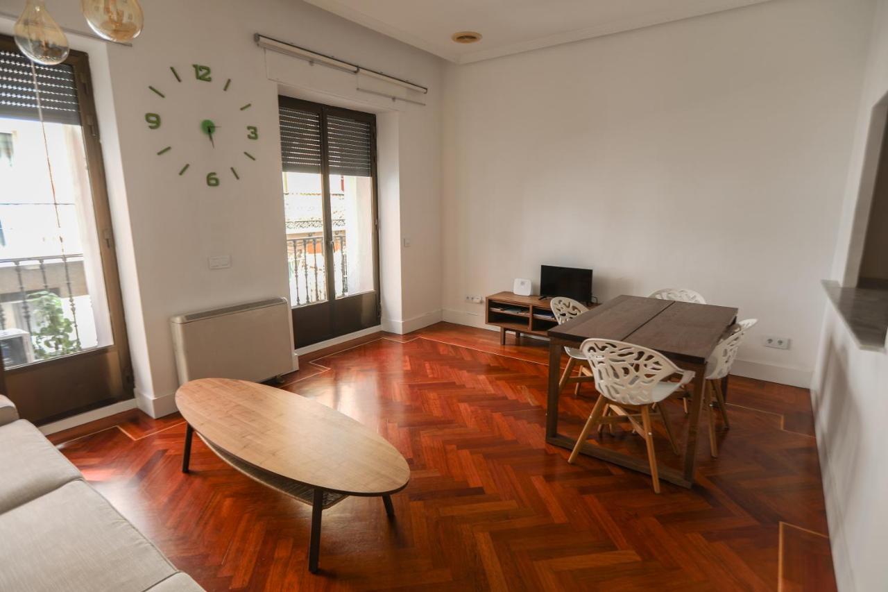 Apartamento Barco Apartment มาดริด ภายนอก รูปภาพ